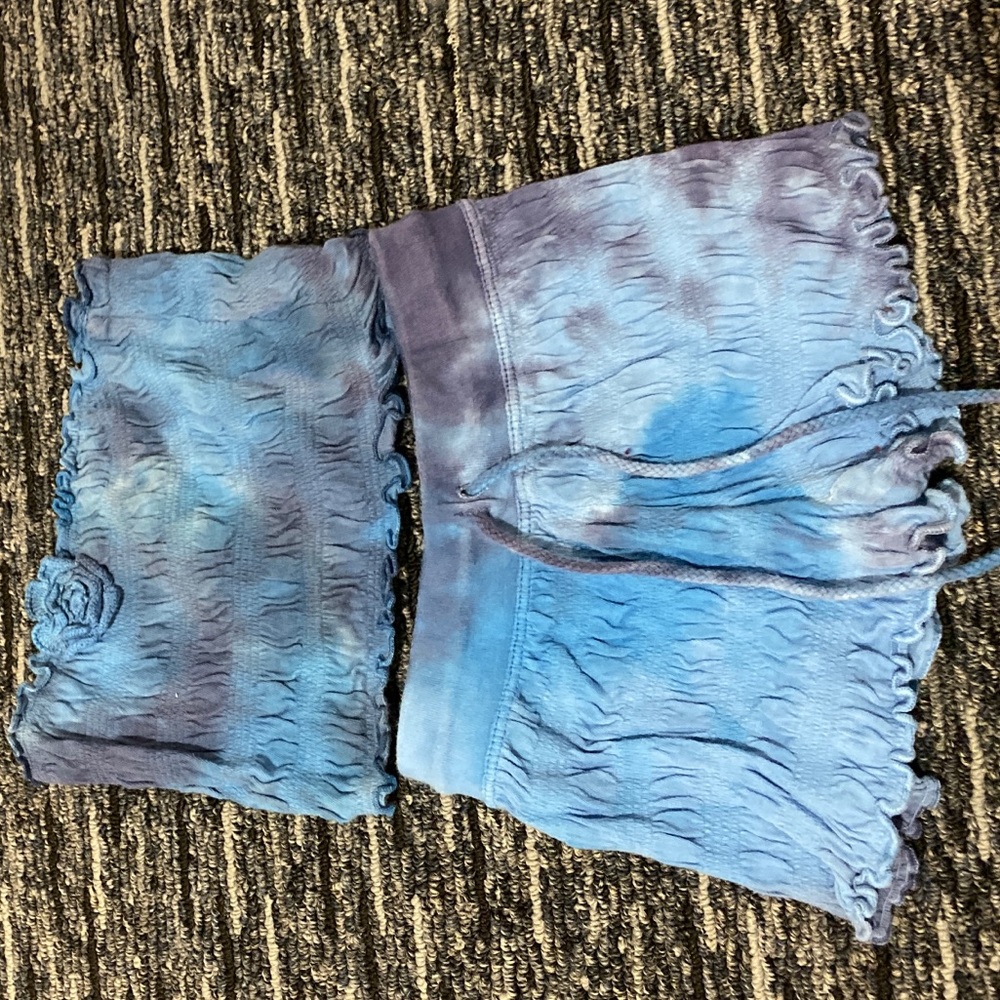 TIE DYE SET AMAZING CONDITION